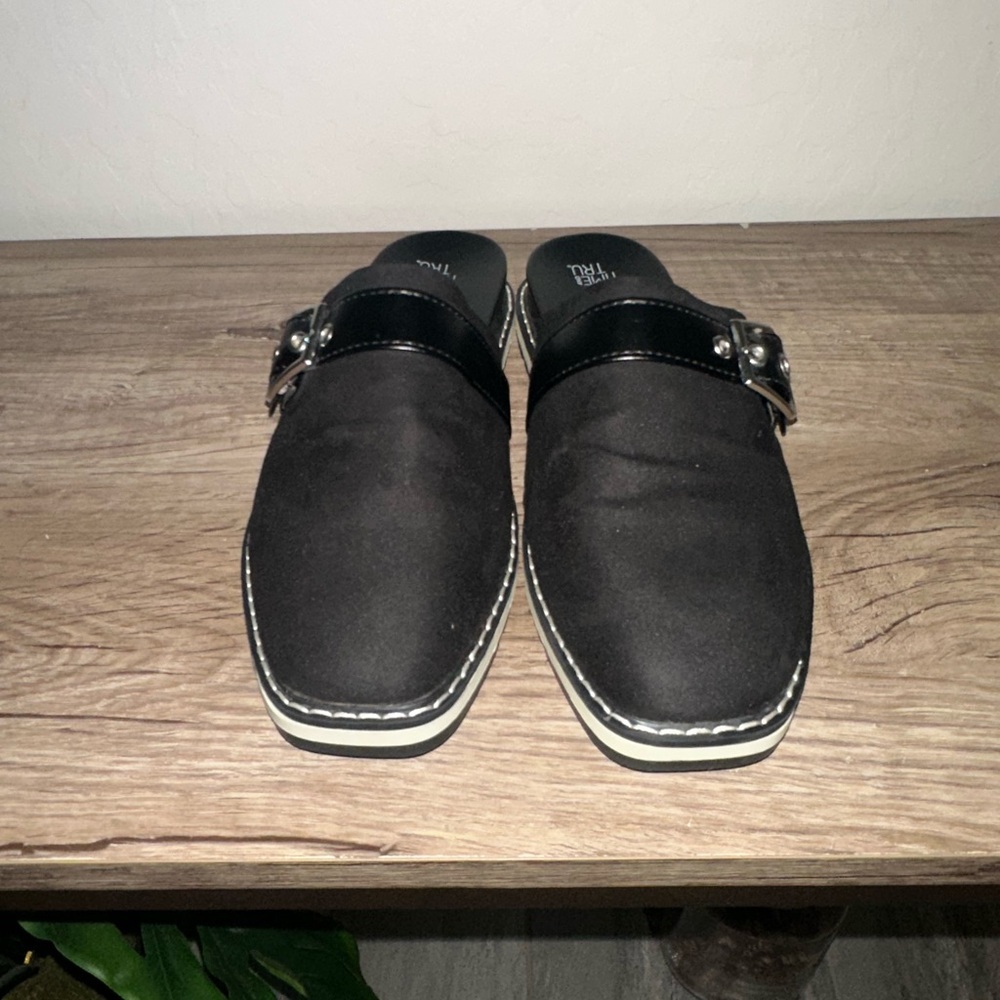 Time and Tru Black Slip-On Mules with Silver Buckle - Picture 2 of 4